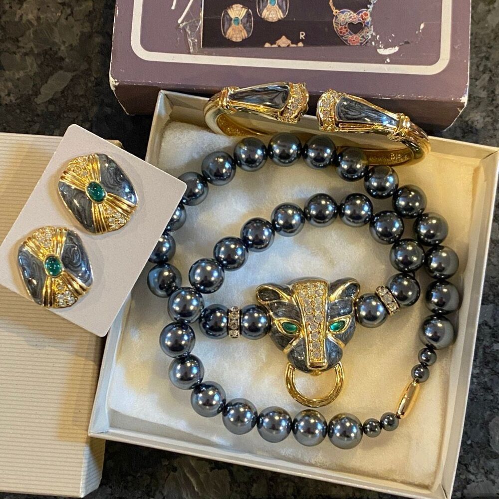 1988 Vintage Kenneth Jay Lane for Avon "Duchess of Windsor" Panther Necklace Ear